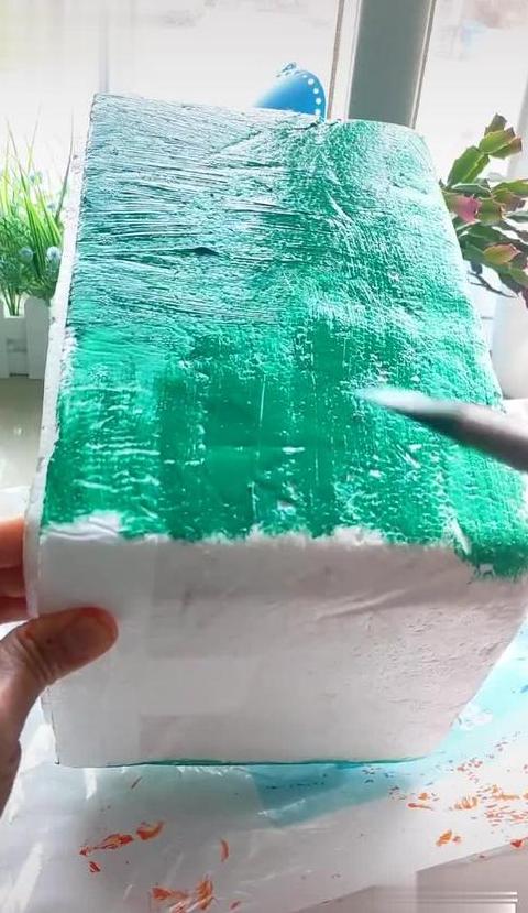 花盆底部垫泡沫：利与弊全解析